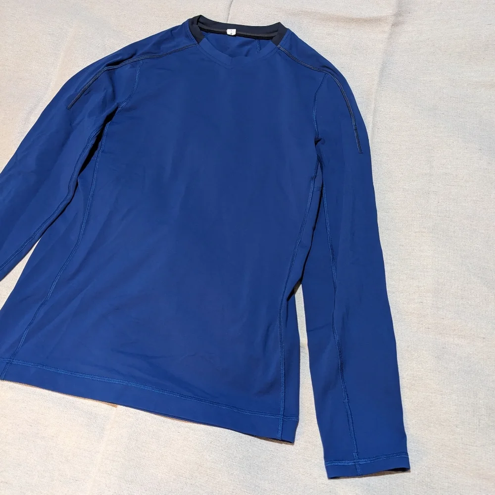 2 for $50! Lululemon Running performance long sleeve mens S - Picture 2 of 7